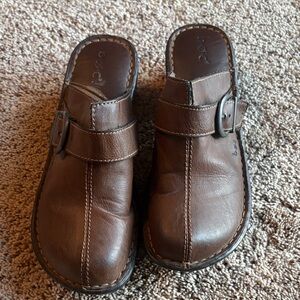 b.o.c. Brown Leather Mules